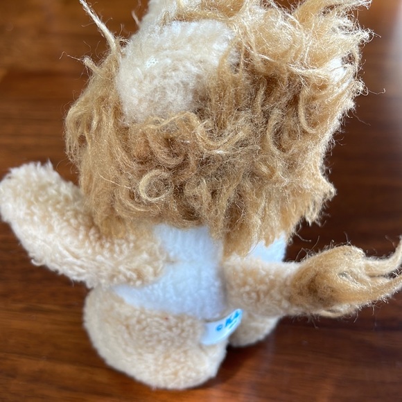 VINTAGE BUNDLE - SUBARU DEALERSHIP PRINT AD BOOKLET 1976 & STUFFED ANIMAL LION - Picture 5 of 12